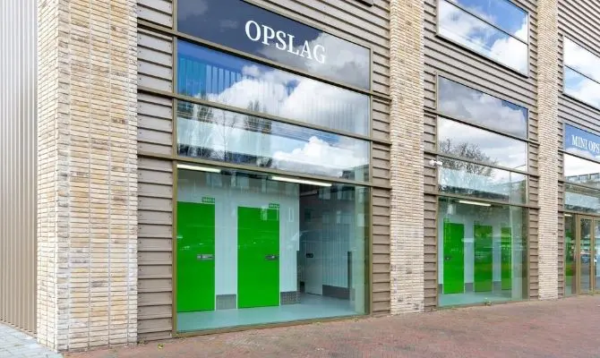 1BOX-Self-Storage-Den-Haag-Opslagruimtes