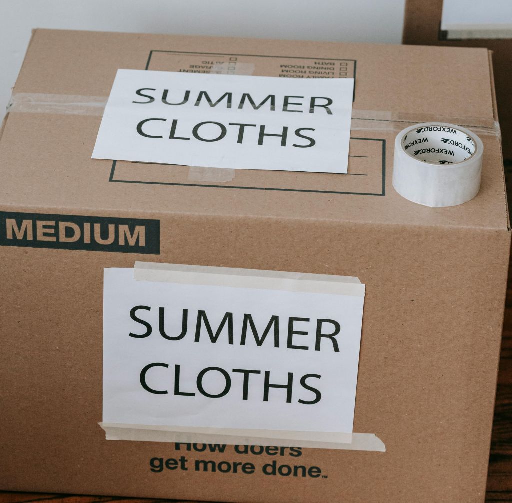 Slimme tips om je zomerspullen efficiënt op te bergen