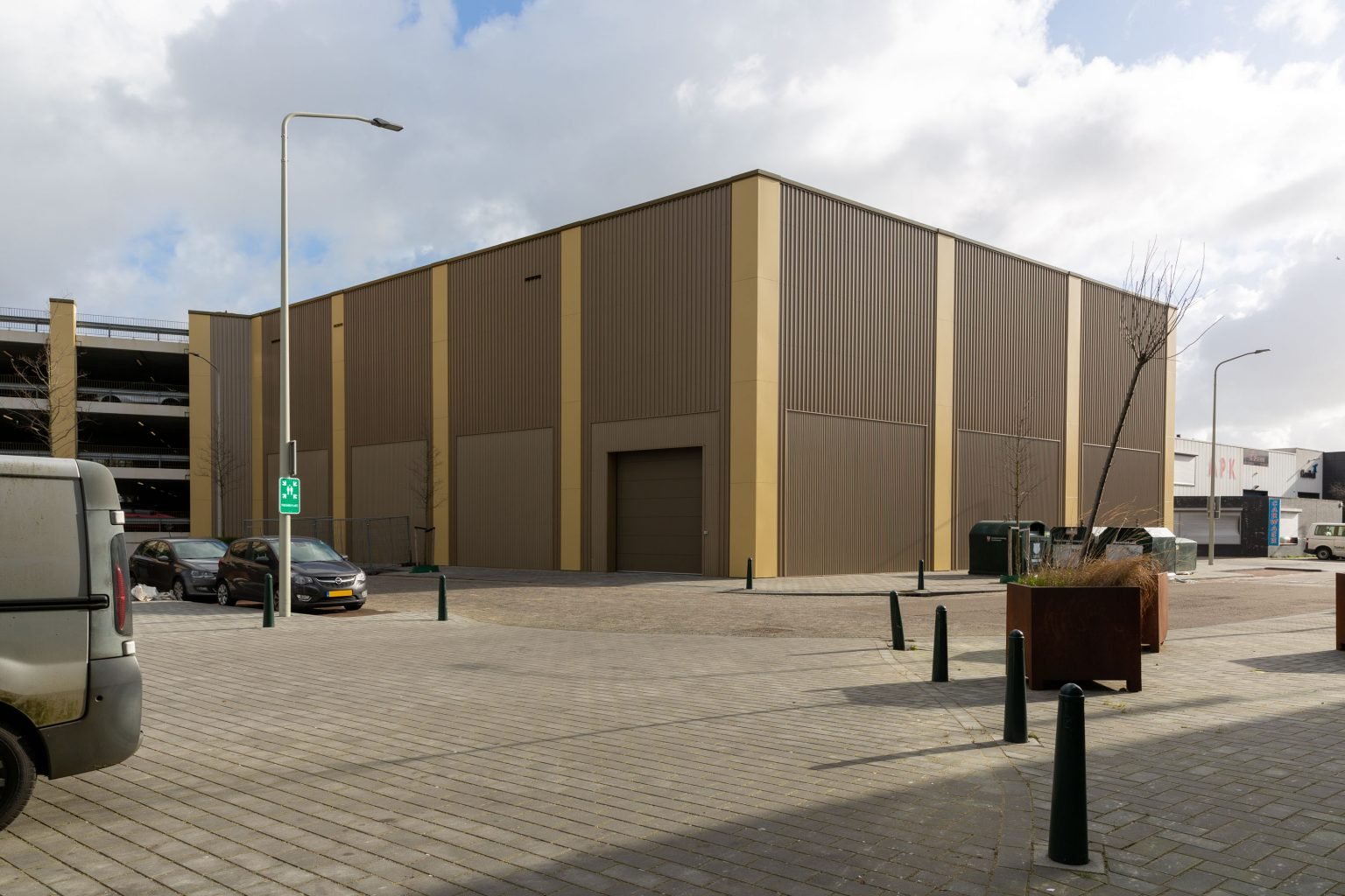 1BOX-Self-Storage-Den-Haag-Opslagruimte-Opslagfaciliteit